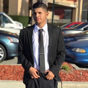 Meet your Posher, Adan